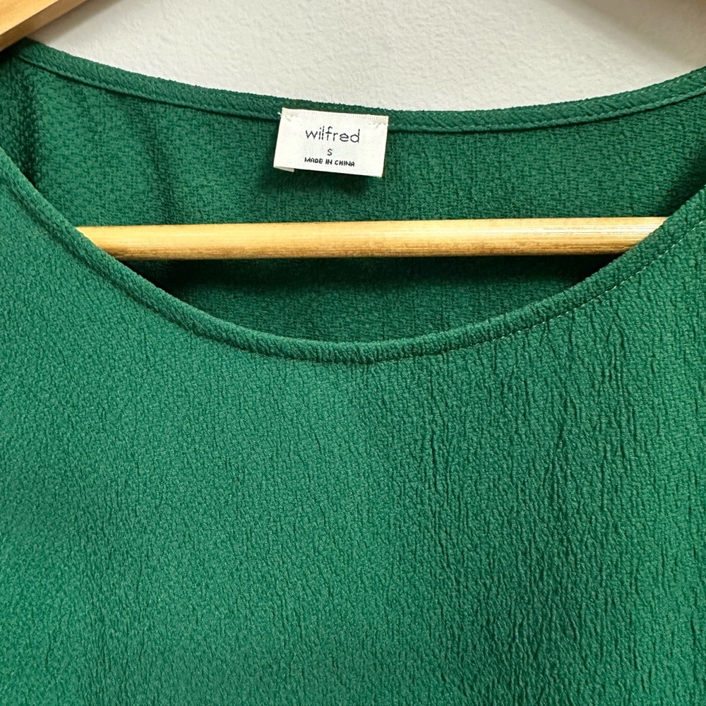 Aritzia Wilfred Emerald Ruffle Blouse - Picture 2 of 4